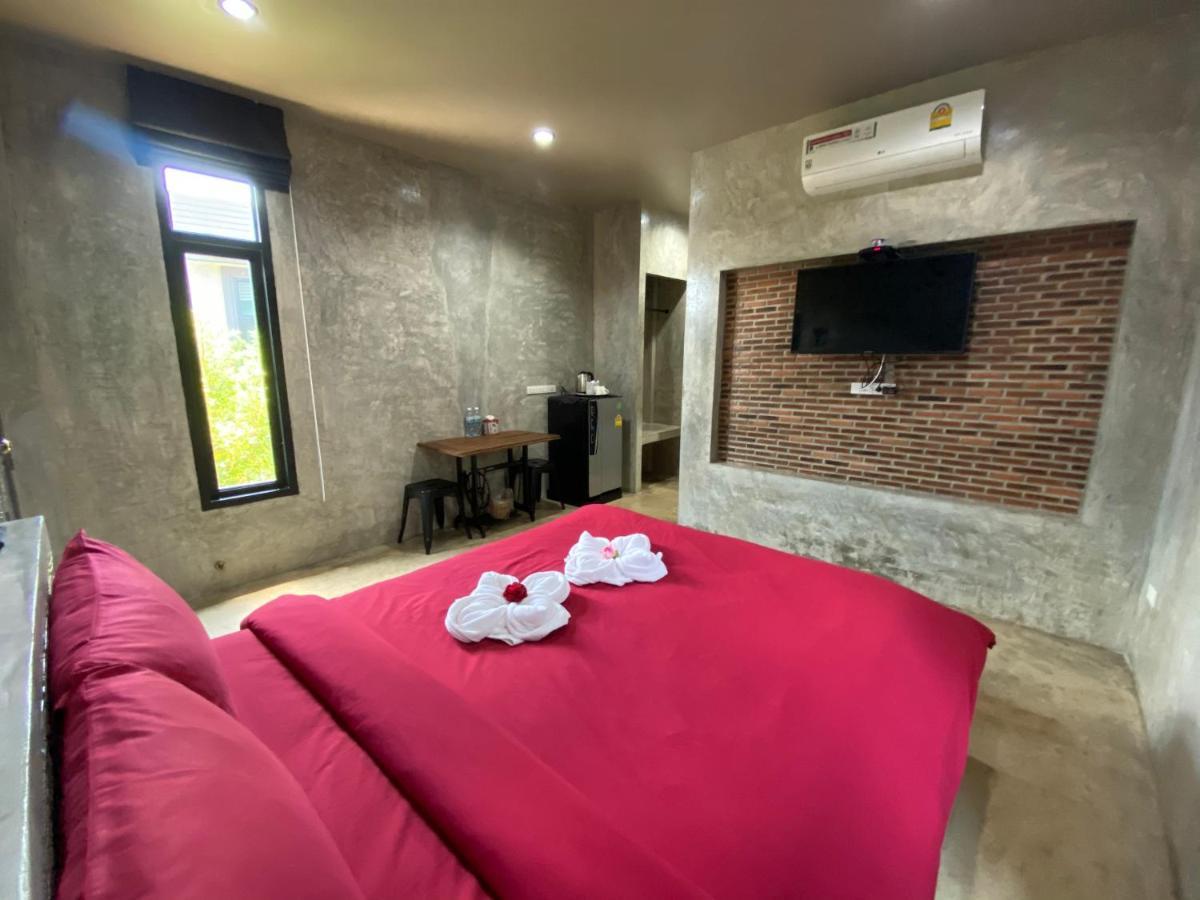 The Loft House Sakaeo 호텔 Watthana Nakhon 외부 사진