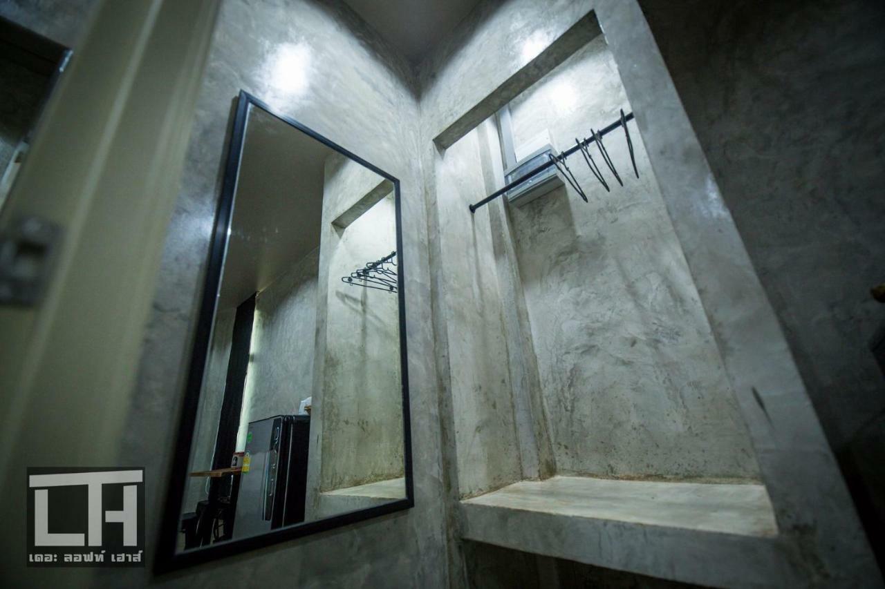 The Loft House Sakaeo 호텔 Watthana Nakhon 외부 사진