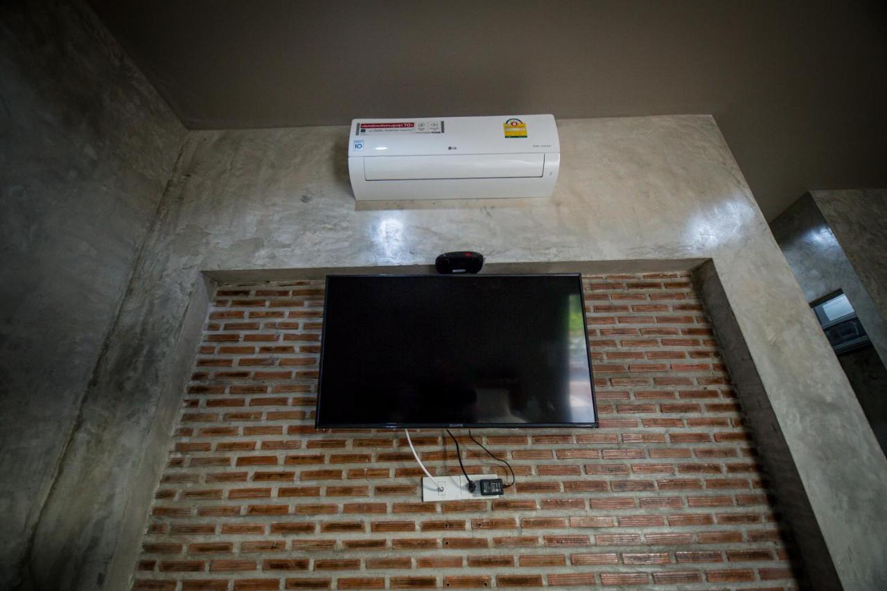 The Loft House Sakaeo 호텔 Watthana Nakhon 외부 사진