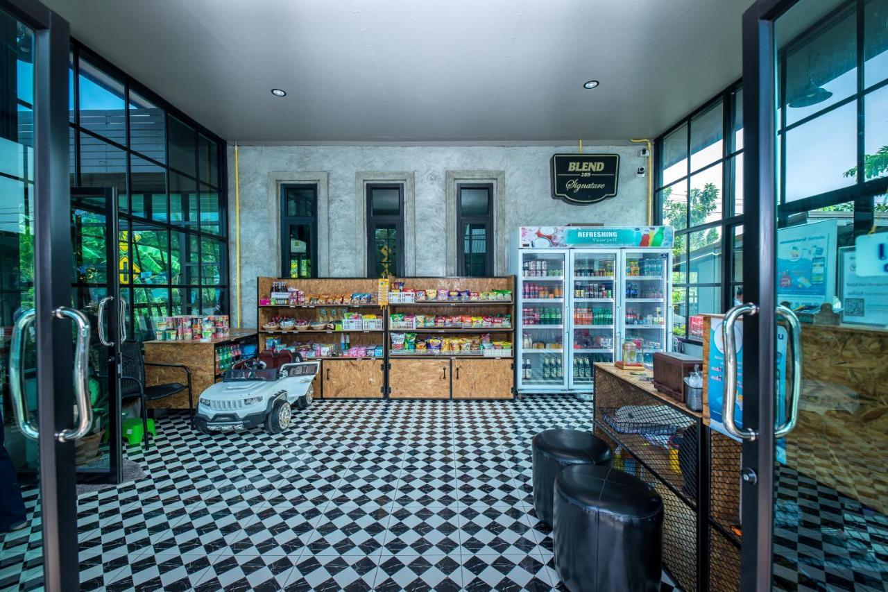 The Loft House Sakaeo 호텔 Watthana Nakhon 외부 사진